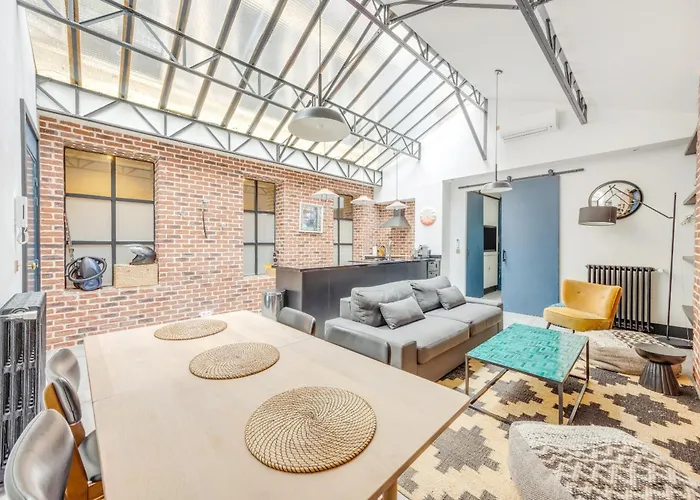 De L'atelier 15 アパート *