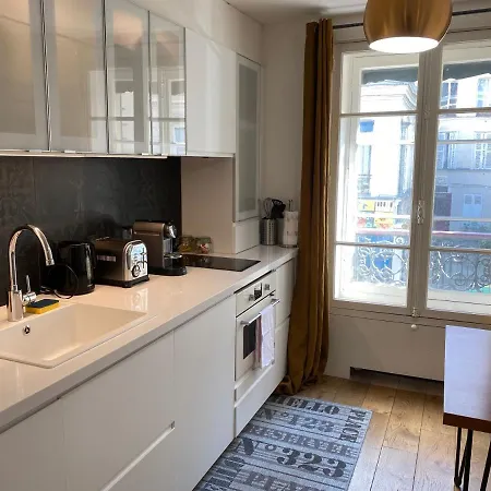 De L'atelier 15 * Paryż